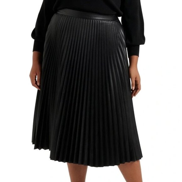 Ever New Curve Black Harmony Curve Vegan Pleated Skirt - Picture 1 of 4